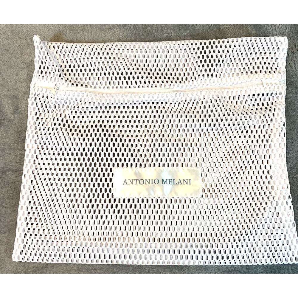 Antonio Melani Mesh Laundry Bag Zippered White 15"x13.5" Lingerie Bags Underwear